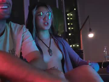 couple
        suupersoaker99 cam image #112201