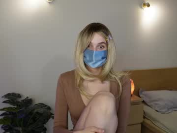 girl
        nixielive cam image #244784