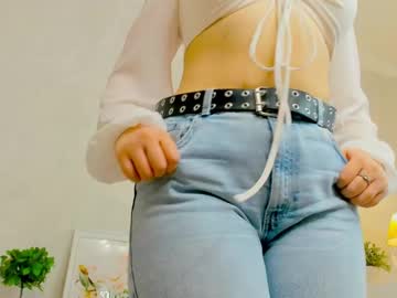 girl
        madnessgirl cam image #243919