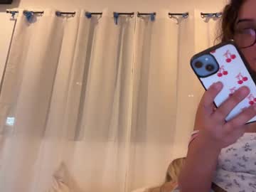 girl Free Sex Cam Chat with lillywest