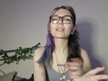 girl Free Sex Cam Chat with lizzyylovesick