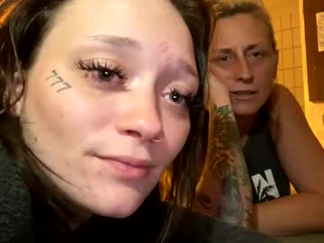 couple
        _tatted_ cam image #195378