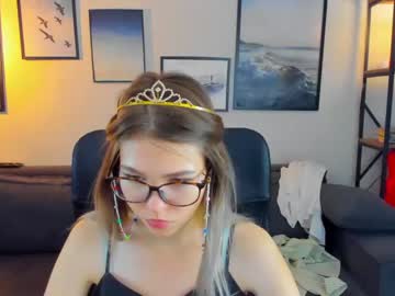 girl
        lisa_roses cam image #39933