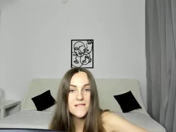 girl
        iris_blossom_ cam image #51646