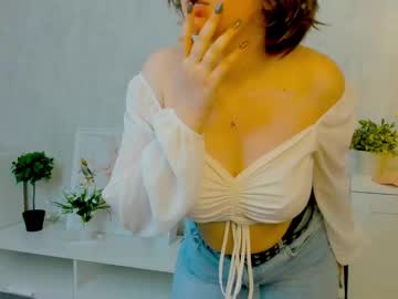 girl
        madnessgirl cam image #243960