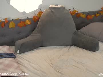girl
        fiery_redhead cam image #12428