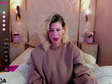 girl
        millie_milf cam image #49466
