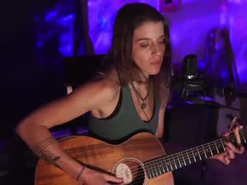 girl
        goodvibescouple cam image #70850