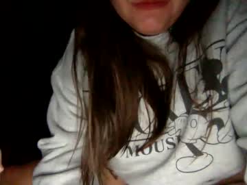 girl
        nicolem279231 cam image #113247