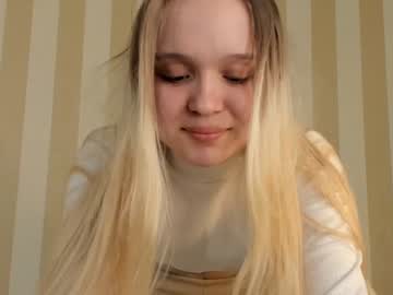 girl
        julydean cam image #83688