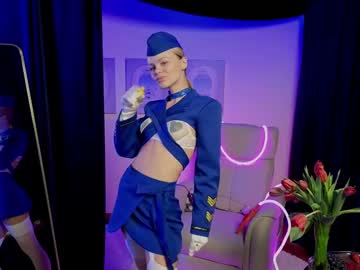girl
        bluesky_queen cam image #241818