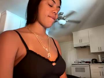 girl
        puertoricanpr cam image #187884