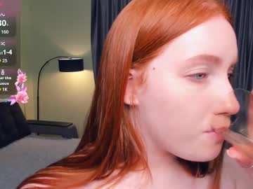 girl
        ginger_twinkle cam image #260489