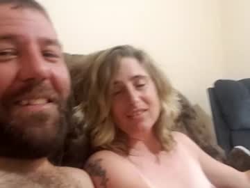 couple
        foxandrox cam image #103950