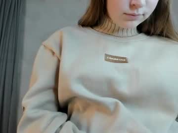 girl
        caseyblanc cam image #133002