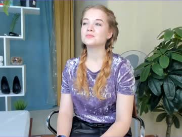 girl
        katherine_hi cam image #100293