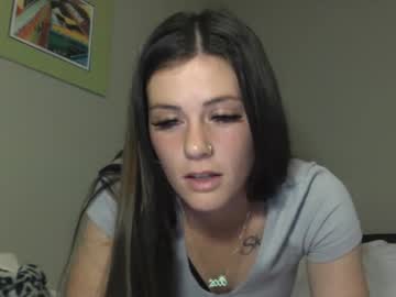girl
        katieelynn cam image #228890