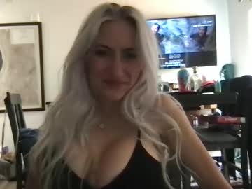girl Free Sex Cam Chat with kinziemcbride
