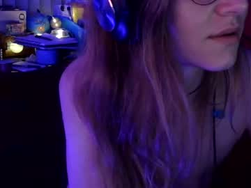 girl
        chakra_shaman cam image #119677