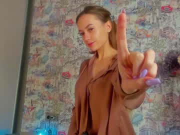 girl
        angelina_new cam image #19186