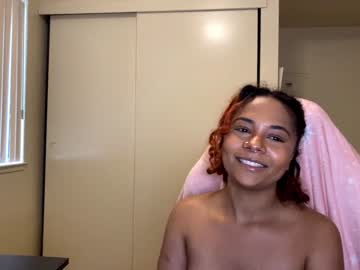 girl Free Sex Cam Chat with zombeeberry