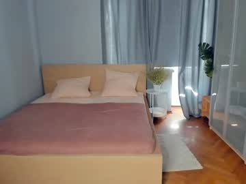 girl
        sunshy_girl cam image #77222