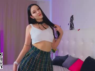 girl
        pandorapawss cam image #251158