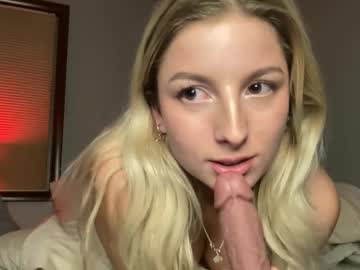 girl Free Sex Cam Chat with official_ellieanne