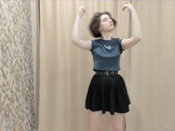 girl
        joyphillips cam image #70668