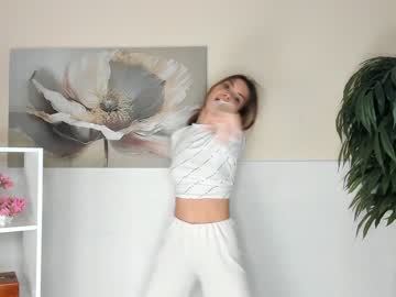 girl
        elviachaplin cam image #146881
