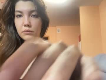 girl Free Sex Cam Chat with astridteeen