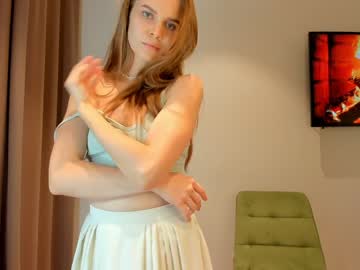 girl
        carolynsveronica cam image #106541