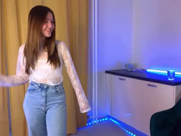 girl
        lorabeam cam image #165486