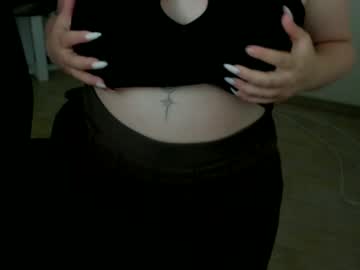 girl
        vanessa_bumble cam image #187063